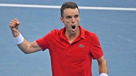 Atropelo: Murray ganha apenas um (!) jogo diante de Bautista em Doha