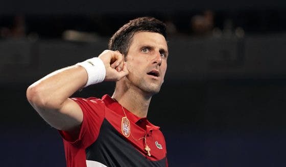 Novak Djokovic é agora o único top 100 ATP que ainda não foi vacinado