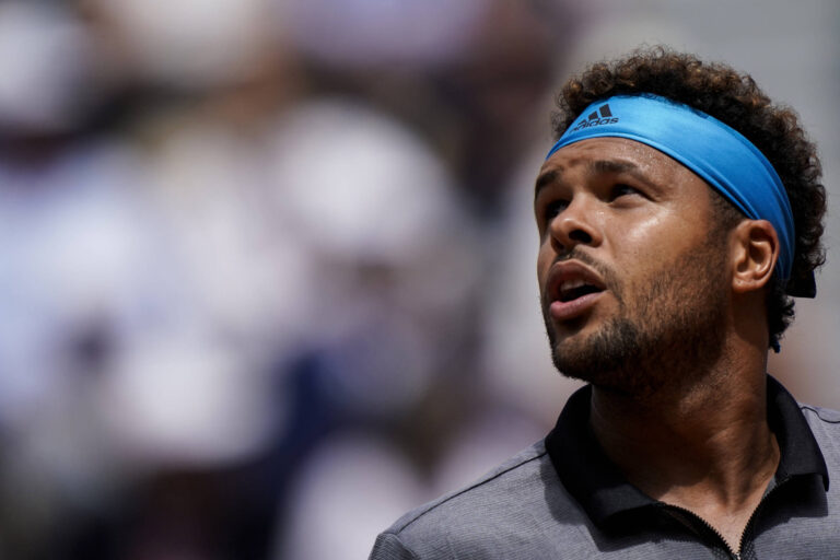 Tsonga anuncia que irá se aposentar do tênis depois de Roland Garros