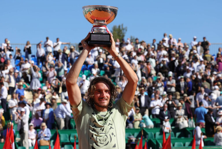 Tsitsipas vence espanhol Davidovich e é bicampeão do Masters 1000 de Montecarlo