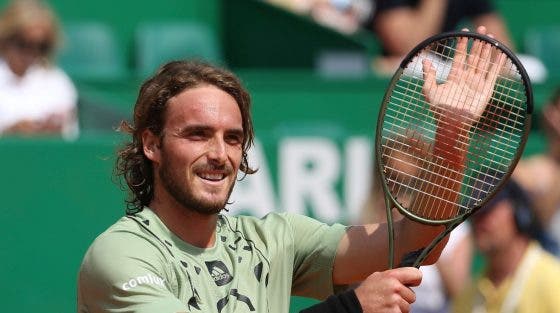 Tsitsipas vence Schwartzman em montanha russa surreal e marca duelo com Zverev