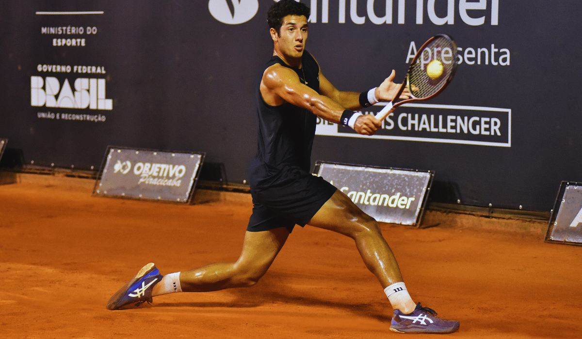 Mateus Alves perdeu na estreia do Challenger de Bogotá, na Colômbia (Foto: João Pires/Fotojump)