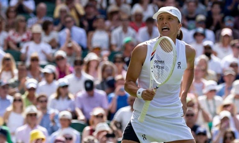 Iga Swiatek x Taylor Townsend em Wimbledon 2026