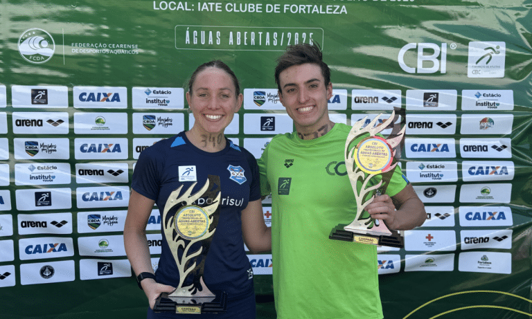 Cibelle Jungblut e Leonardo Macedo brilham nos 10 km em Fortaleza (Foto: CBDA)