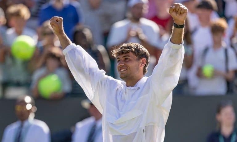 Flavio Cobolli x Alex De Minaur em Wimbledon