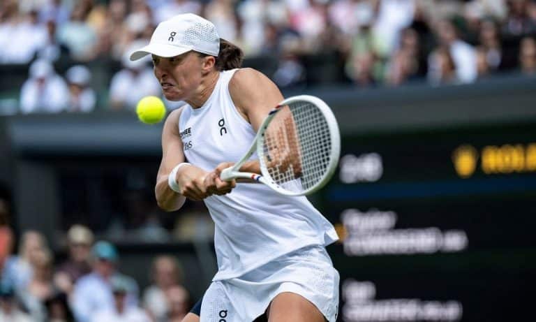 Iga Swiatek x Karolina Pliskova em Wimbledon 2026