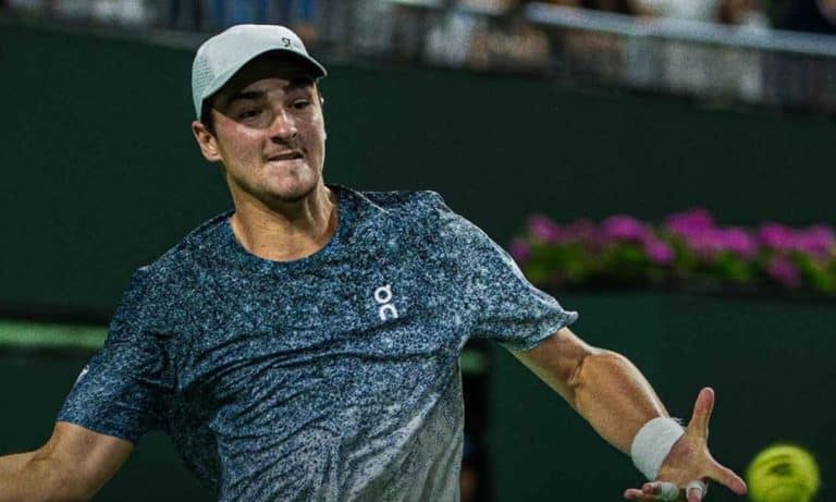 João Fonseca, Wimbledon, Roman Safiullin