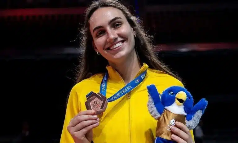 Por que Larissa Besen foi convocada para substituir Julia Kudiess na VNL?