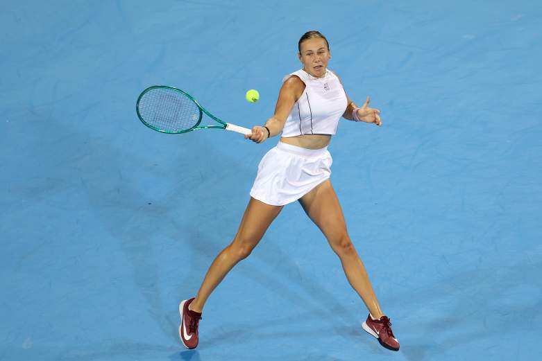 MASON, OHIO - AUGUST 17:  Amanda Anisimova of the United States returns a shot during a match against Alexandra Eala of the Philippines on day seven of the Cincinnati Open at Lindner Family Tennis Center on August 17, 2026 in Mason, Ohio. (Photo by Emilee Chinn/Getty Images)