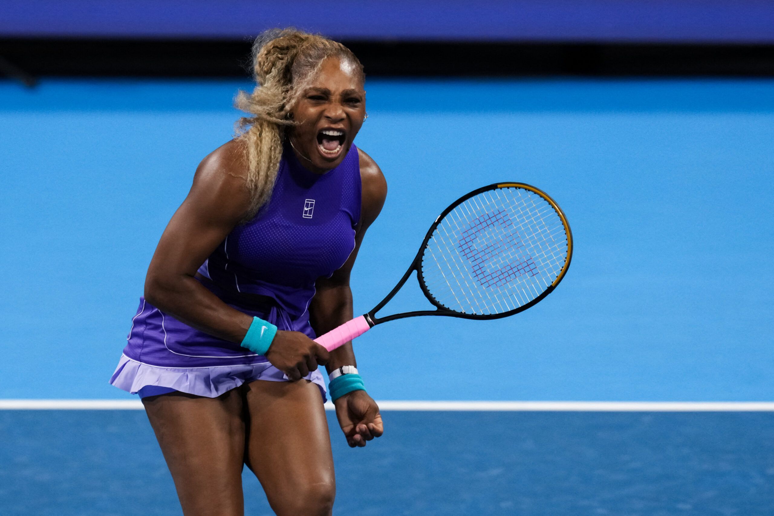 Aug 17, 2026; Mason, OH, USA; Serena Williams of the United States with partner Venus Williams of the United States, reacts as she returns a shot against Marta Kostyuk of Ukraine and Peyton Stearns of the United States in a doubles match during the Cincinnati Open at Lindner Family Tennis Center. © Aaron Doster-Imagn Images