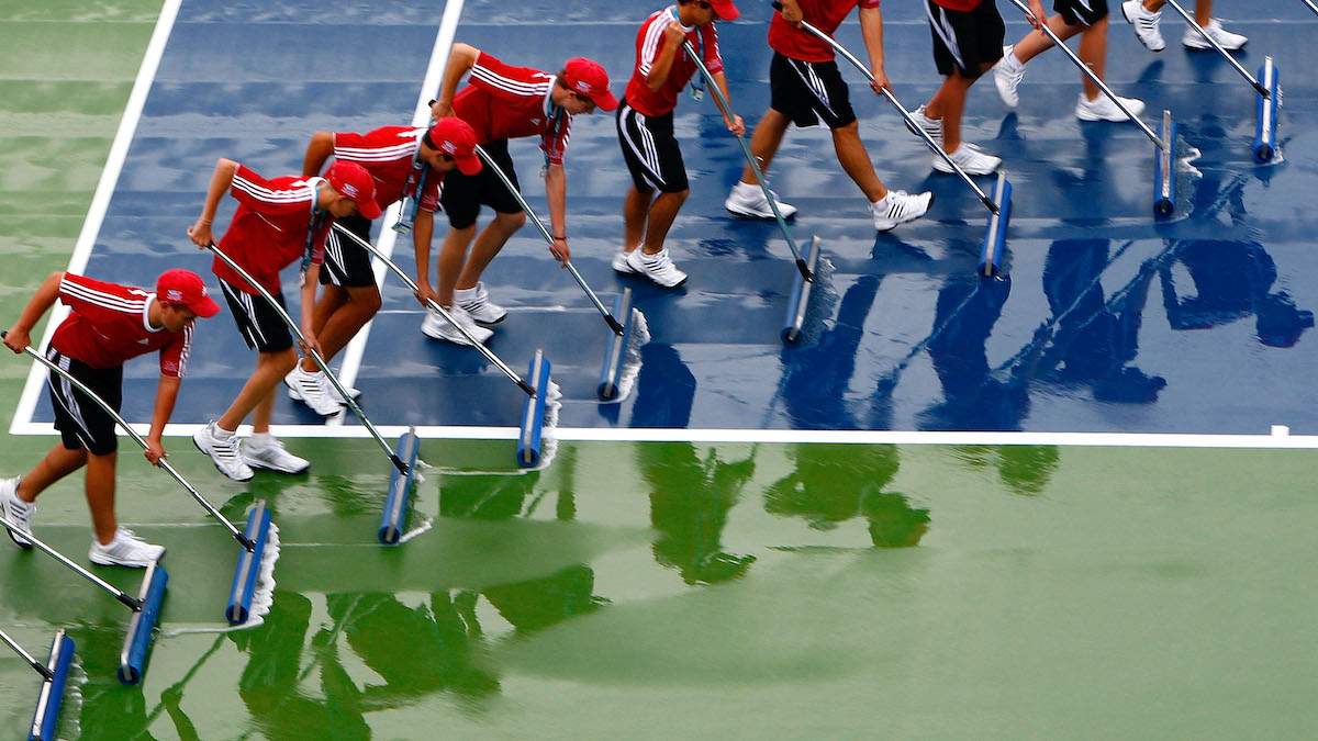 Why is the Cincinnati Open tennis tournament delayed today? Hereâs the reason play was interrupted and the latest update.