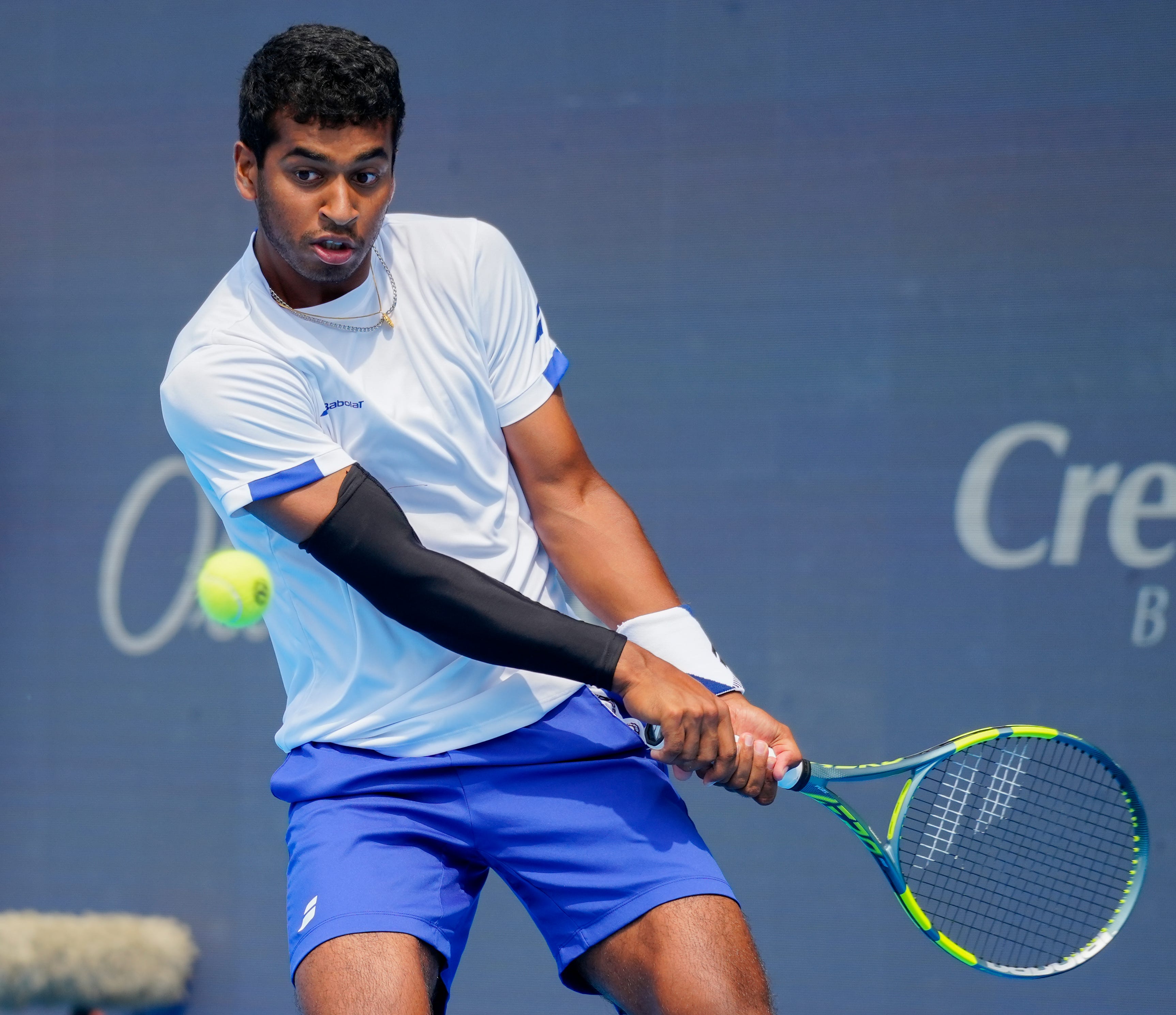 Vignesh Gogineni prepares for a backhand hit during his first set against Otto Virtanen on Tuesday, Aug. 11, 2026.