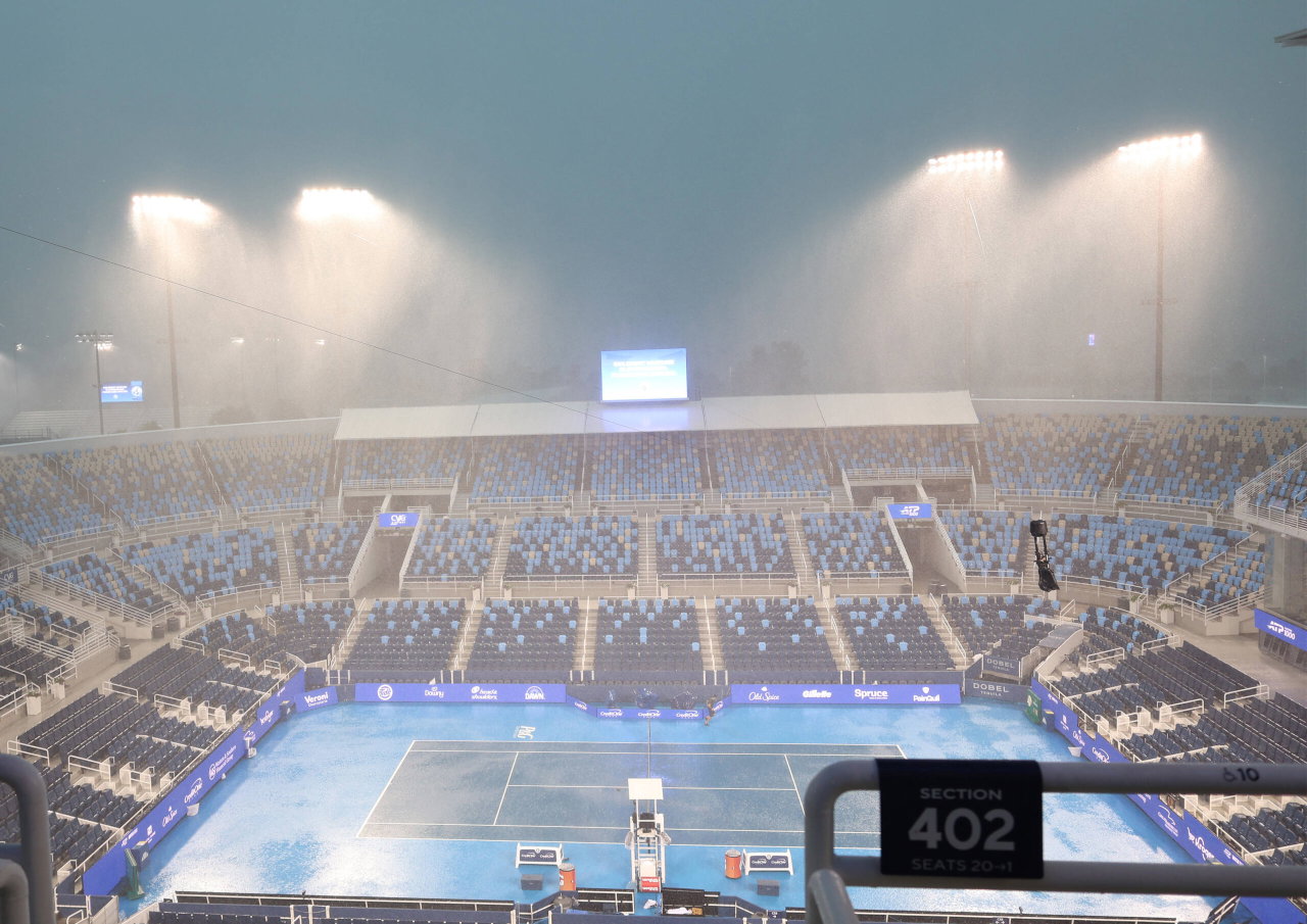August 11, 2026, Mason, Ohio, USA: Stormy and rainy weather interrupted qualifying matches before tennis tournament WTA, Tennis Damen and ATP, Tennis Herren 1000 Cincinnati Open in Mason, USA. Tennis: Cincinnati Open – Stormy Weather During Qualification PUBLICATIONxINxGERxSUIxAUTxONLY – ZUMAc278 20260811_zsp_c278_002 Copyright: xMarcinxCholewinskix ©IMAGO/ZUMA Press