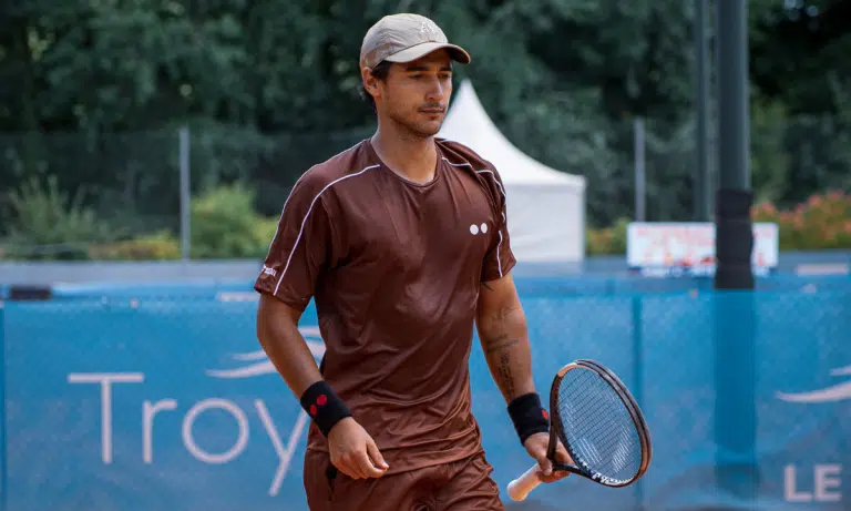 Ao lado de Marcelo Zormann, Igor Marcondes chegou até a fase semifinal na Jamaica (Foto: Instagram @ma2melle_photo)