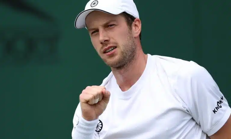 Botic van de Zandschulp no Aberto de Hong Kong em 2024 (Foto: South China Morning Post)