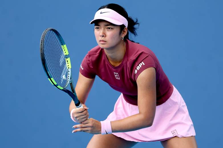 MASON, OHIO - AUGUST 15: Alexandra Eala of the Philippines plays Elena-Gabriela Ruse of Romania during day 5 of the Cincinnati Open at the Lindner Family Tennis Center on August 15, 2026 in Mason, Ohio. (Photo by Matthew Stockman/Getty Images)