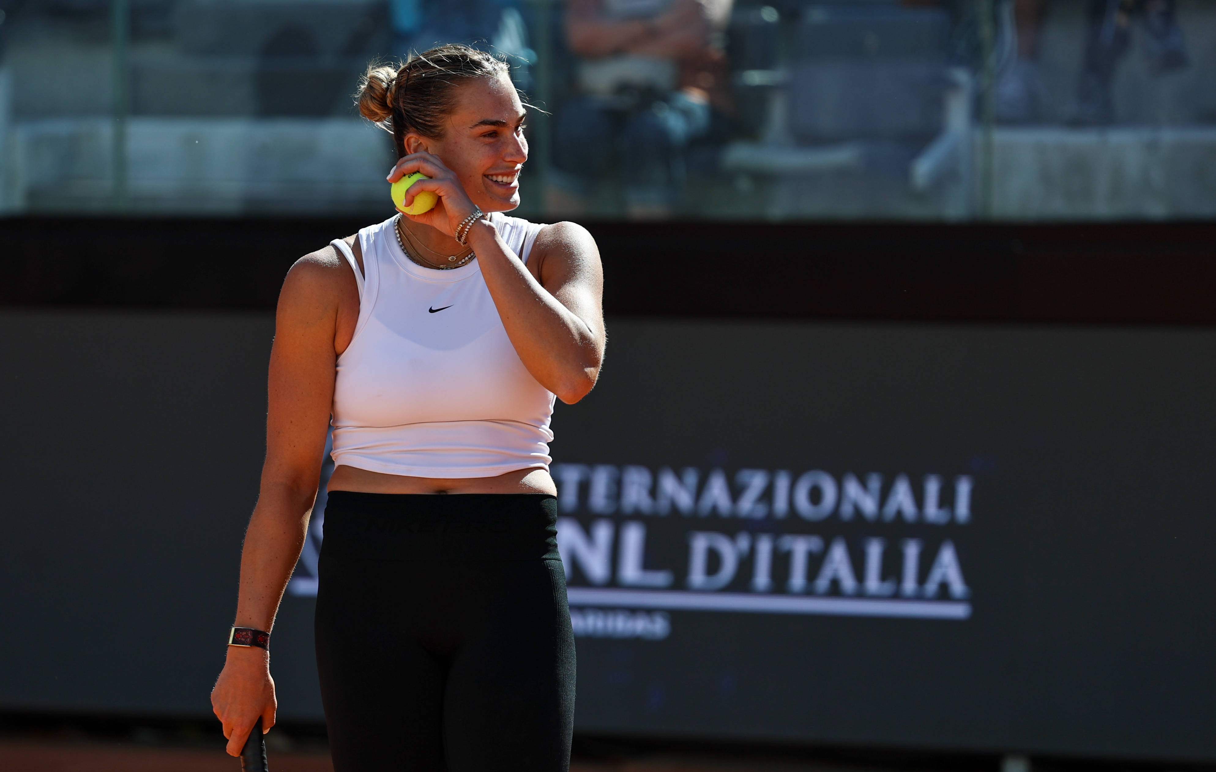 260502 â ROME, May 2, 2026 â Aryna Sabalenka of Belarus attends a training session before the 2026 Italy Open tennis tournament in Rome, Italy, May 1, 2026. SPITALY-ROME-TENNIS-ITALIAN OPEN-TRAINING WangxKaiyan PUBLICATIONxNOTxINxCHN ©IMAGO/Xinhua