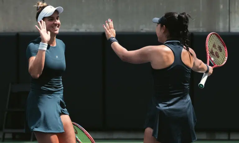 Ingrid Martins e Eri Hozumi durante o WTA 125 Philadelphia (Foto: Ennoble Care Philly Open)