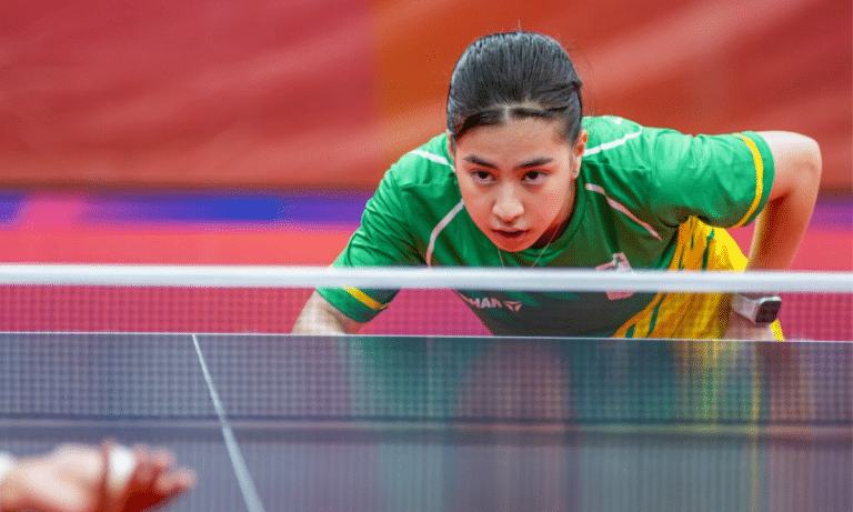 Beatriz Kanashiro compete no Estadio Salvador Bonilla, localizado dentro das instalaçÔes do Club Atlético Provincial, na cidade de Rosårio. Foto: Mariana Så/COB.