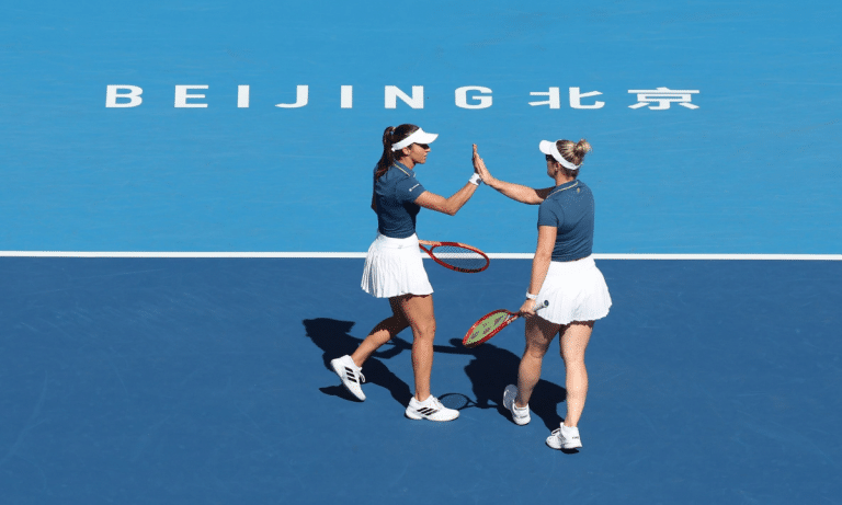 Luisa Stafani e Gabriela Dabrowski no WTA 1000 de Pequim