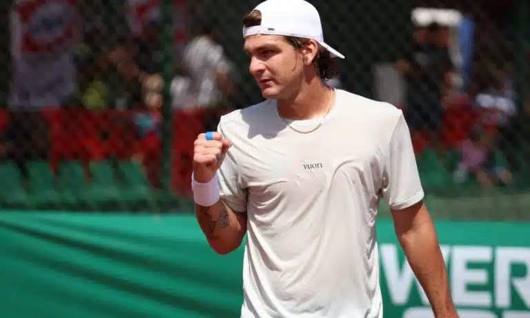 THIAGO WILD VAI AÌ FINAL DO CHALLENGER DE SANTA CRUZ